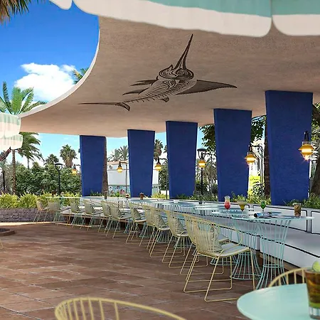 梅德普拉亚剑鱼酒店 酒店 托雷莫利诺斯